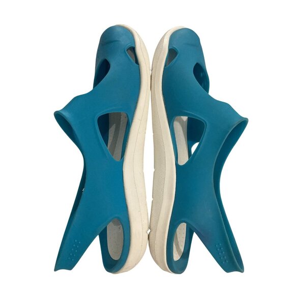 Crocs Womens Size 6 Slip-On Blue Perforated flat comfort Sandals shoes - Picture 6 of 8